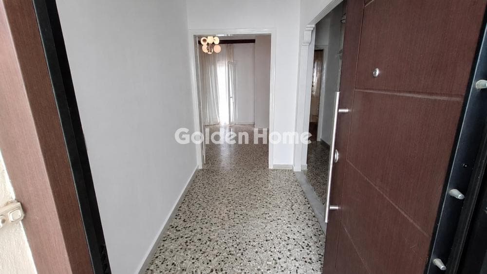 Apartment in Nea Elvetia, Vironas — Photo 1 of 13