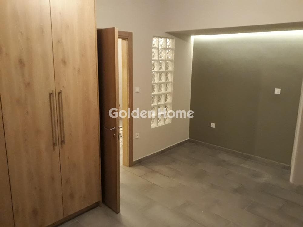 Apartment in Palatiani, Ilion — Photo 1 of 13
