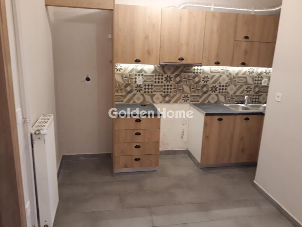 Apartment in Palatiani, Ilion — Photo 3 of 13
