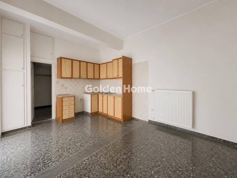 Apartment in Thimarakia, Attiki — Photo 3 of 25