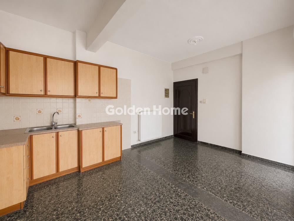 Apartment in Thimarakia, Attiki — Photo 17 of 25