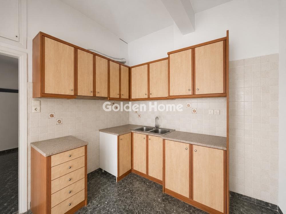 Apartment in Thimarakia, Attiki — Photo 18 of 25