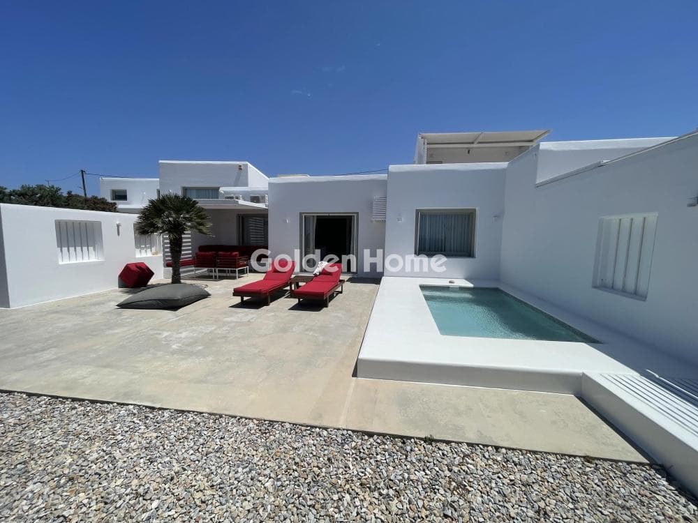 House in Agios Stefanos, Mykonos — Photo 1 of 10