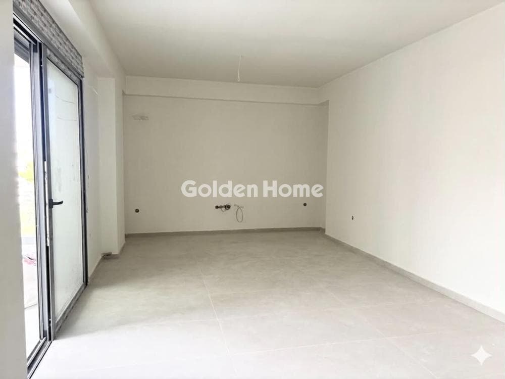 Apartment in Tria Asteria, Iraklio — Photo 1 of 7