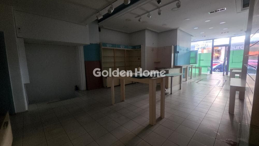 Retail Store in Soras, Patra — Photo 9 of 14