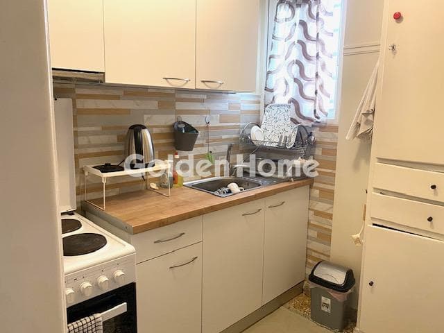 Apartment in Osios Loukas, Patisia — Photo 8 of 14