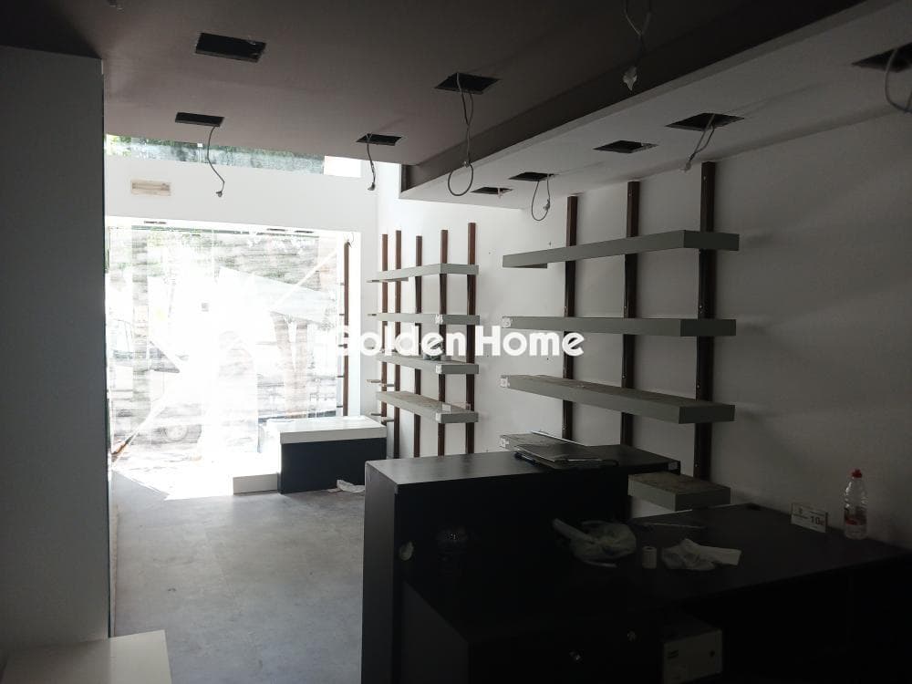 Retail Store in Terpsithea, Piraeus — Photo 6 of 6