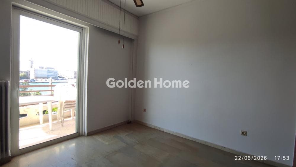 Office in Chatzikiriakeio, Piraeus — Photo 18 of 19