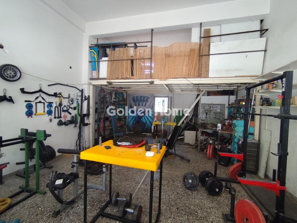 Retail Store in akadimia Platonos, Kolonos - Kolokinthous — Photo 2 of 4