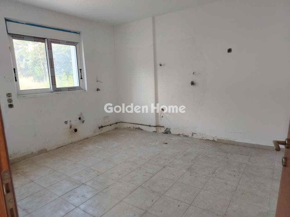 Apartment in Nea Olimpia, Kamatero — Photo 7 of 12
