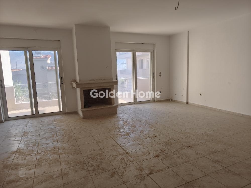 Apartment in Nea Olimpia, Kamatero — Photo 1 of 16