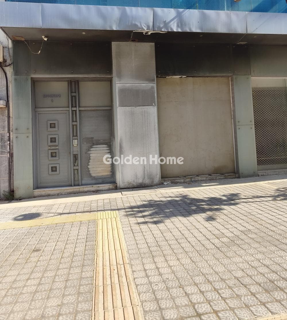 Retail Store in Nea Olimpia, Kamatero — Photo 12 of 12