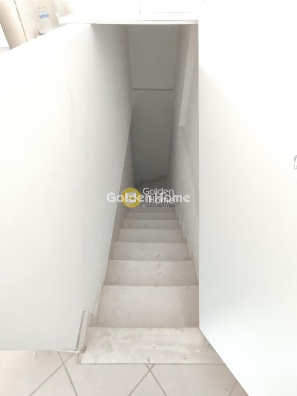 Retail Store in Gerovouno, Kamatero — Photo 8 of 8