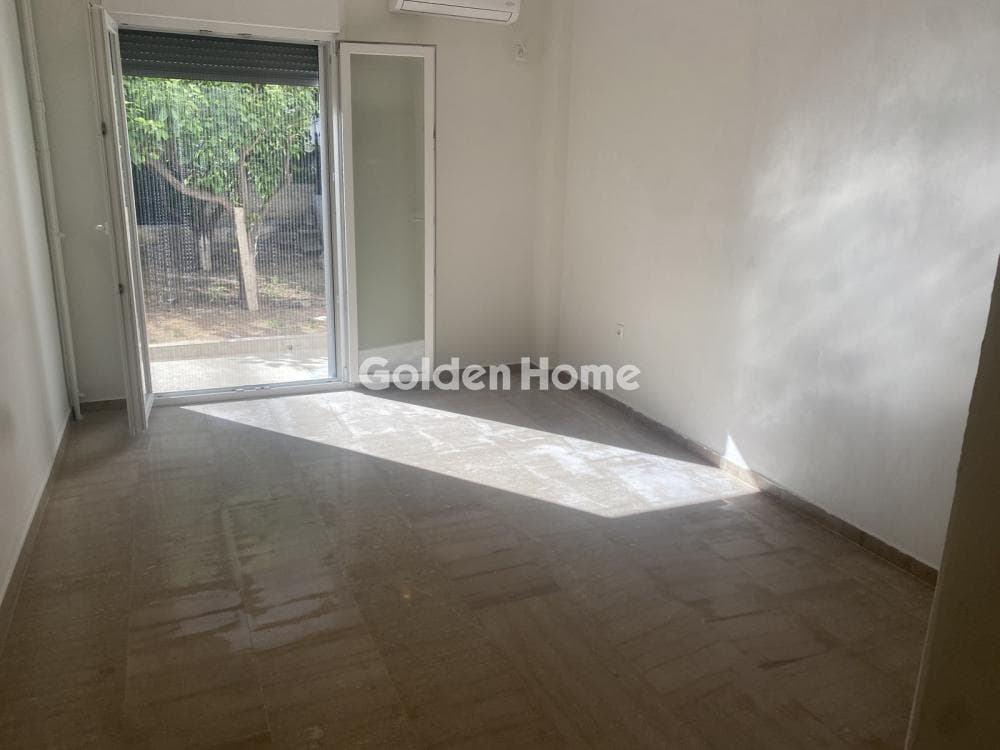 Apartment in Panepistimioupoli, Zografou — Photo 1 of 26