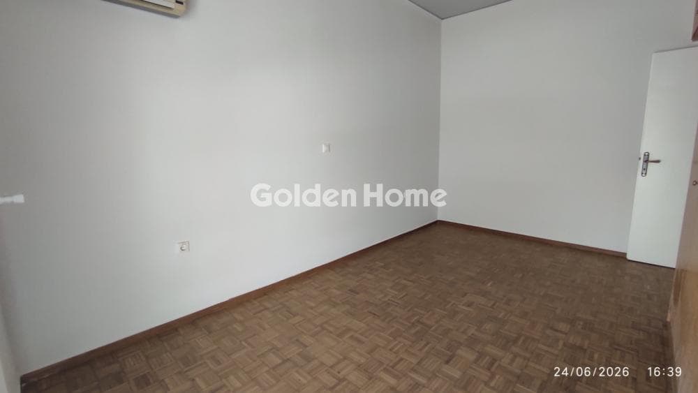 Office in Eleftherias square, Koridallos — Photo 17 of 17