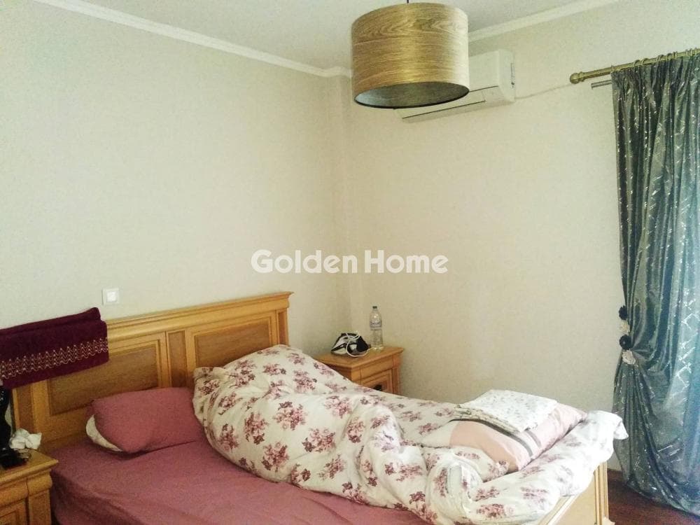 Apartment in Center, Ilion — Photo 10 of 12