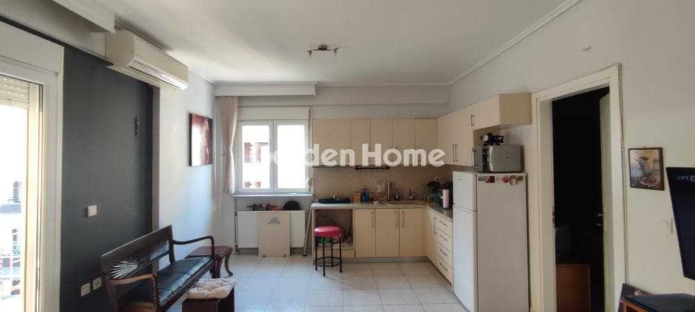 Apartment in Center, Evosmos — Photo 1 of 23
