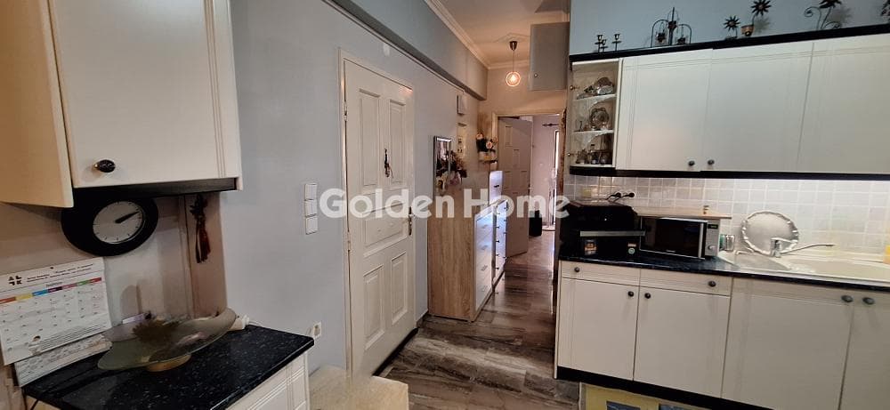 Apartment in Evaggelistria, Nikaia — Photo 4 of 13