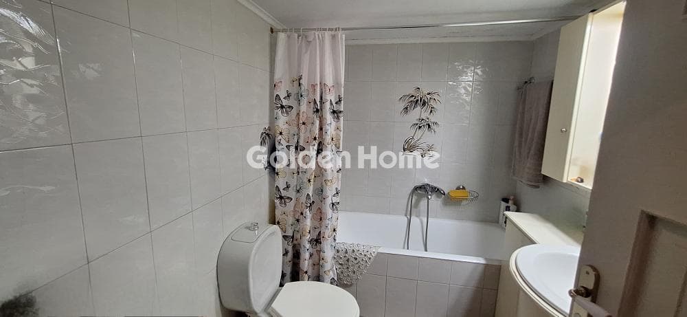 Apartment in Evaggelistria, Nikaia — Photo 8 of 13
