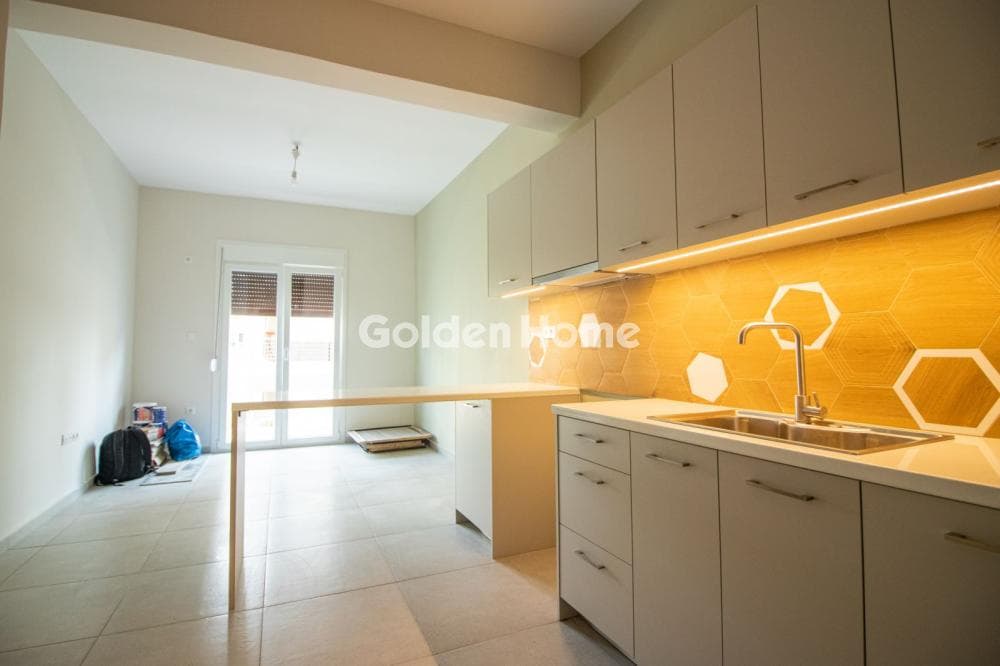 Apartment in Agia Sofia, Piraeus — Photo 5 of 11