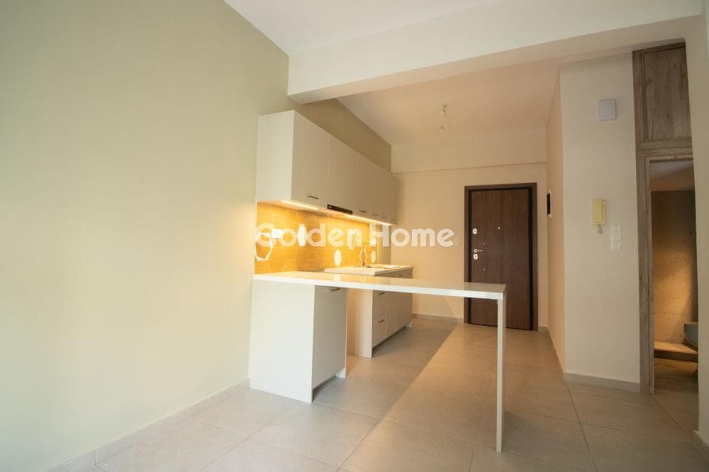 Apartment in Agia Sofia, Piraeus — Photo 3 of 11