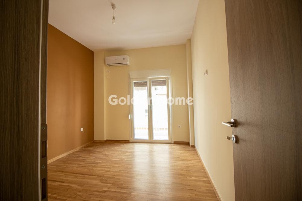Apartment in Maniatika, Piraeus — Photo 11 of 21