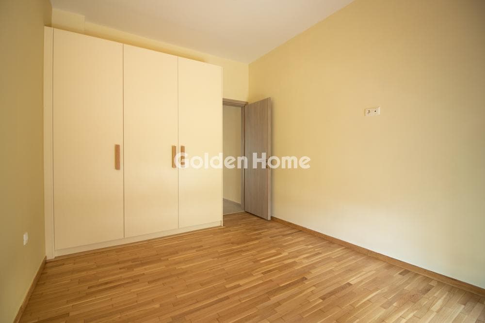 Apartment in Maniatika, Piraeus — Photo 15 of 21