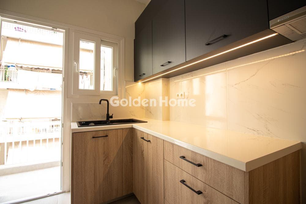 Apartment in Maniatika, Piraeus — Photo 9 of 21