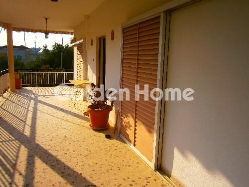 House in Galazia akti, Kalivia Thorikou — Photo 9 of 12