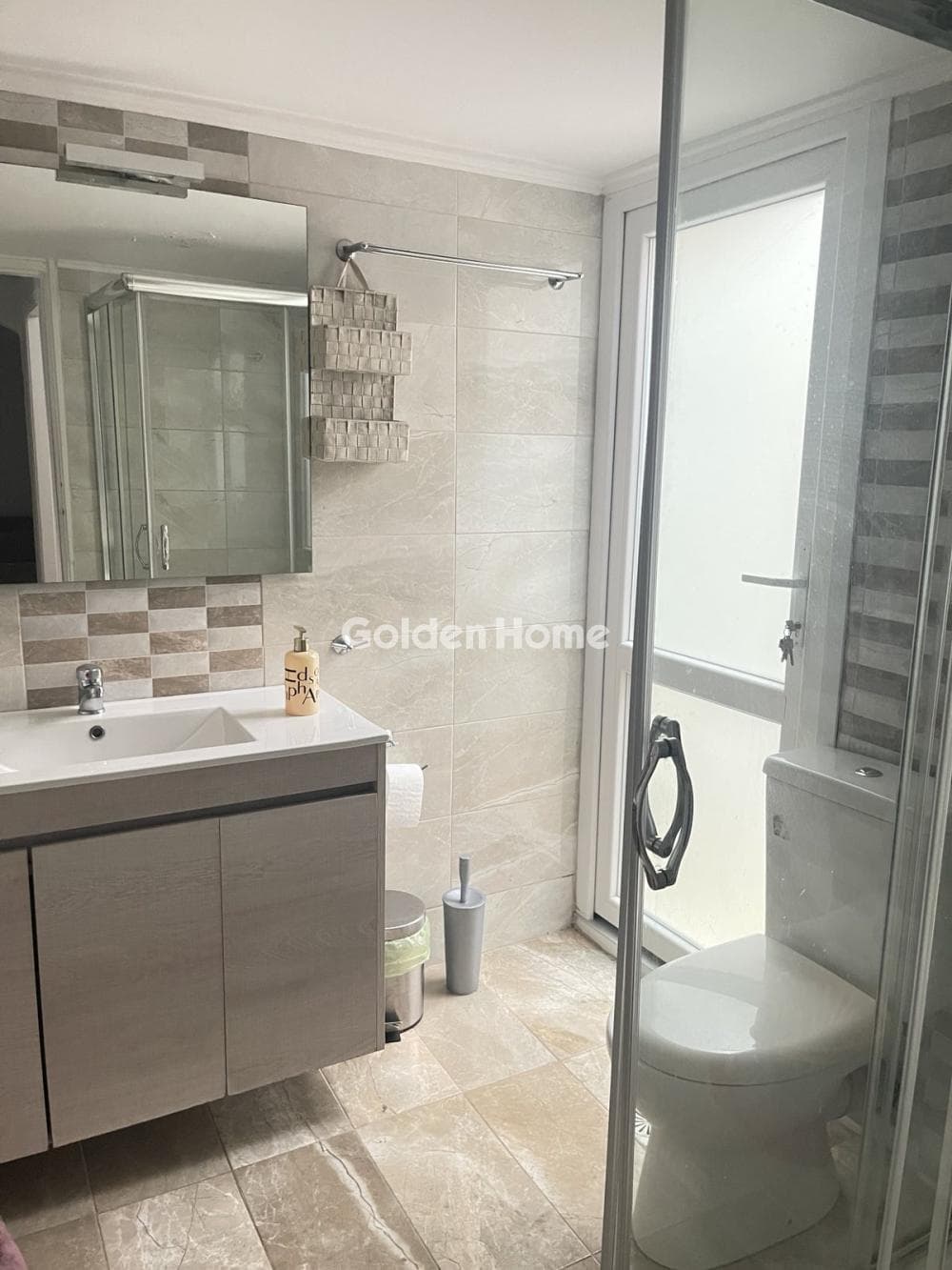 Apartment in Lioumi, Aigaleo — Photo 13 of 19