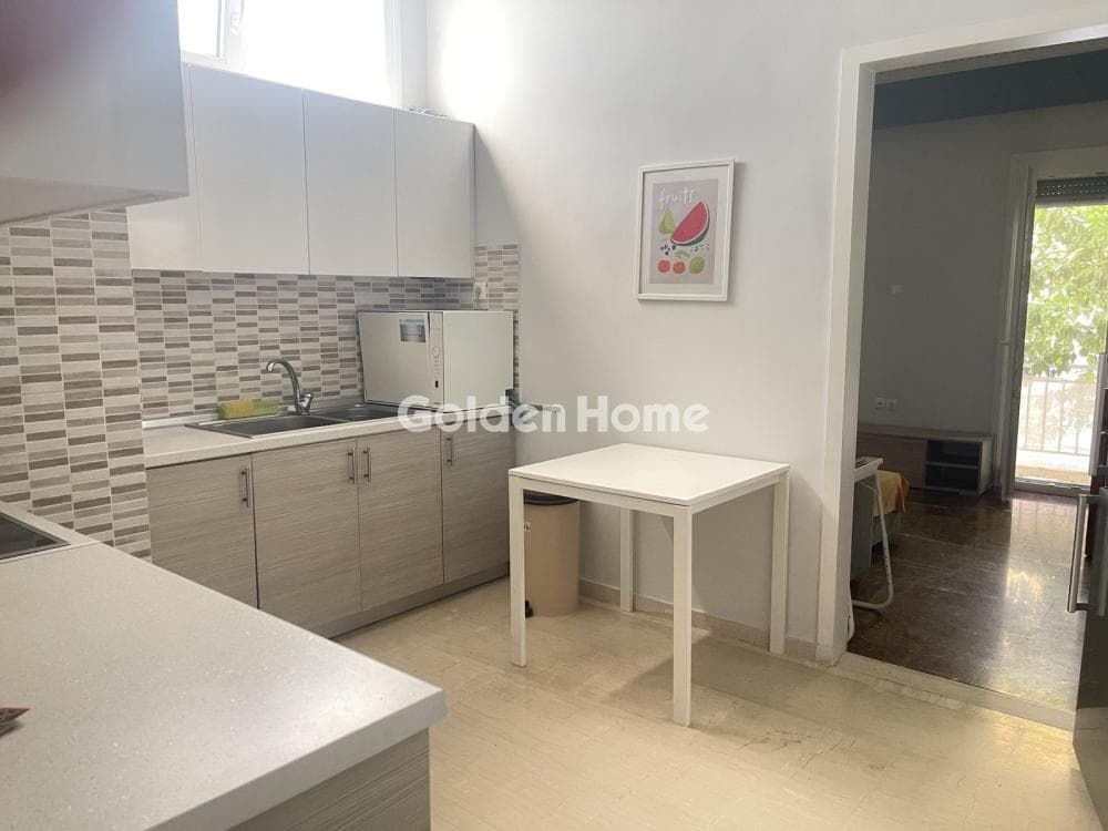 Apartment in Lioumi, Aigaleo — Photo 2 of 19