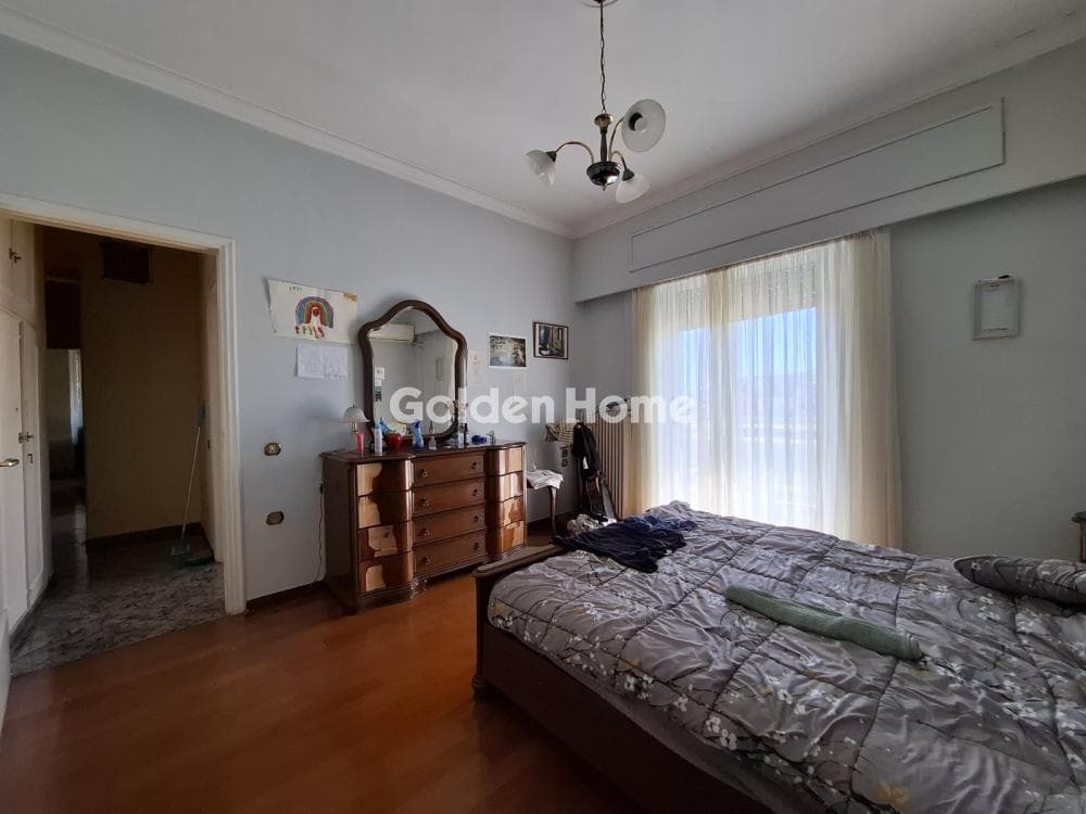 Apartment in Tzitzifies, Moschato — Photo 14 of 26