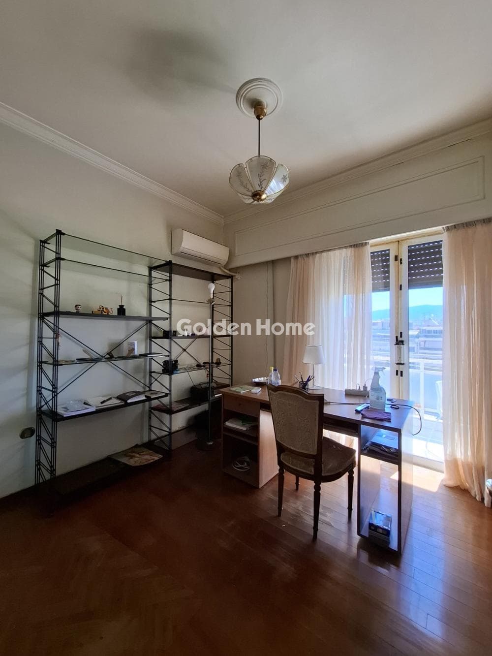 Apartment in Tzitzifies, Moschato — Photo 19 of 26