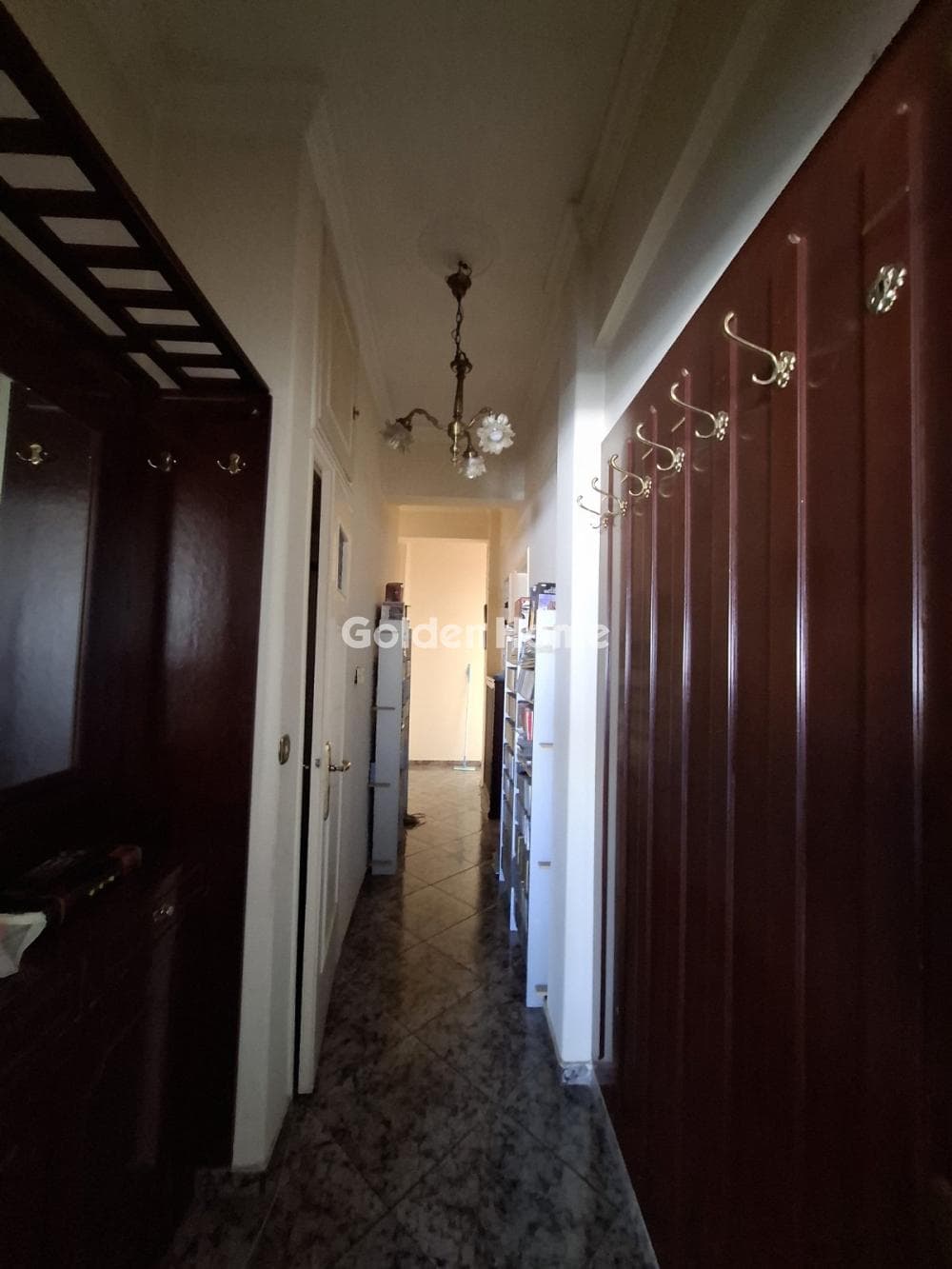 Apartment in Tzitzifies, Moschato — Photo 11 of 26