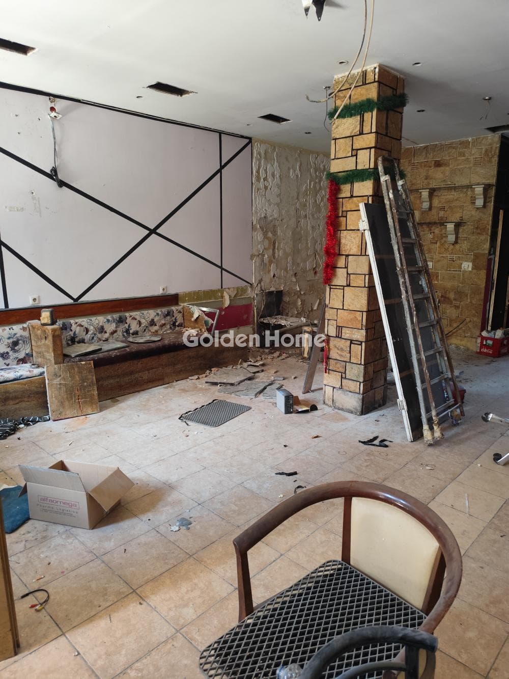 Κατάστημα στην Κέντρο, Μοσχάτο — Φωτογραφία 1 από 4