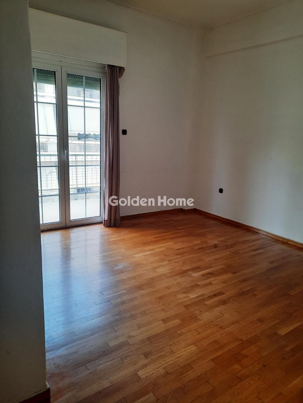 Apartment in Neo Pagkrati, Vironas — Photo 1 of 6