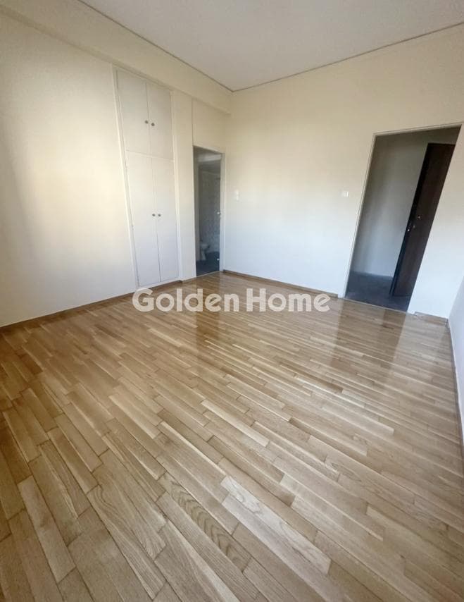Apartment in Lofos Filaretou, Kalithea — Photo 1 of 7