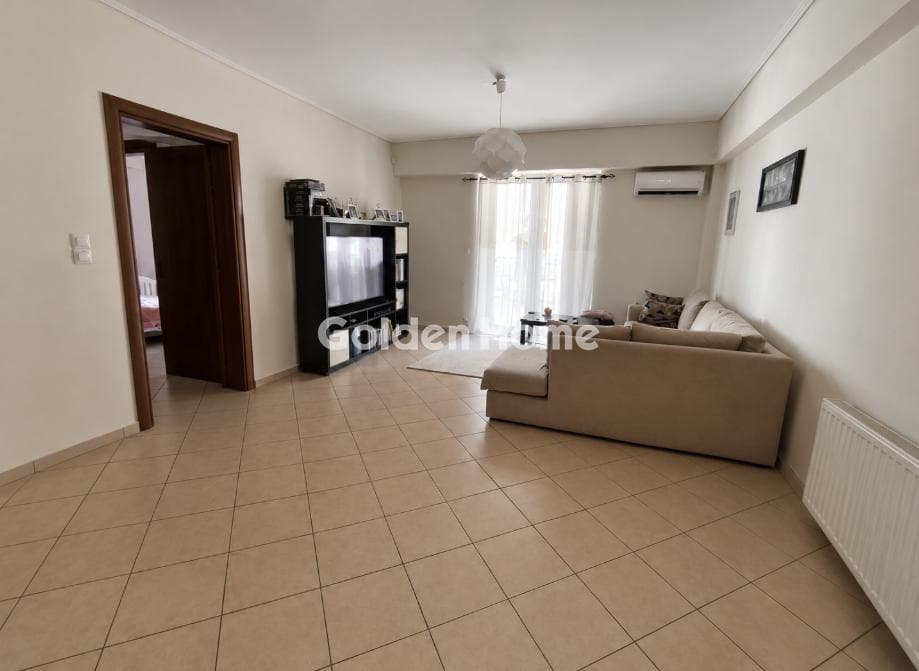 Apartment in Politechnioupoli, Zografou — Photo 1 of 7
