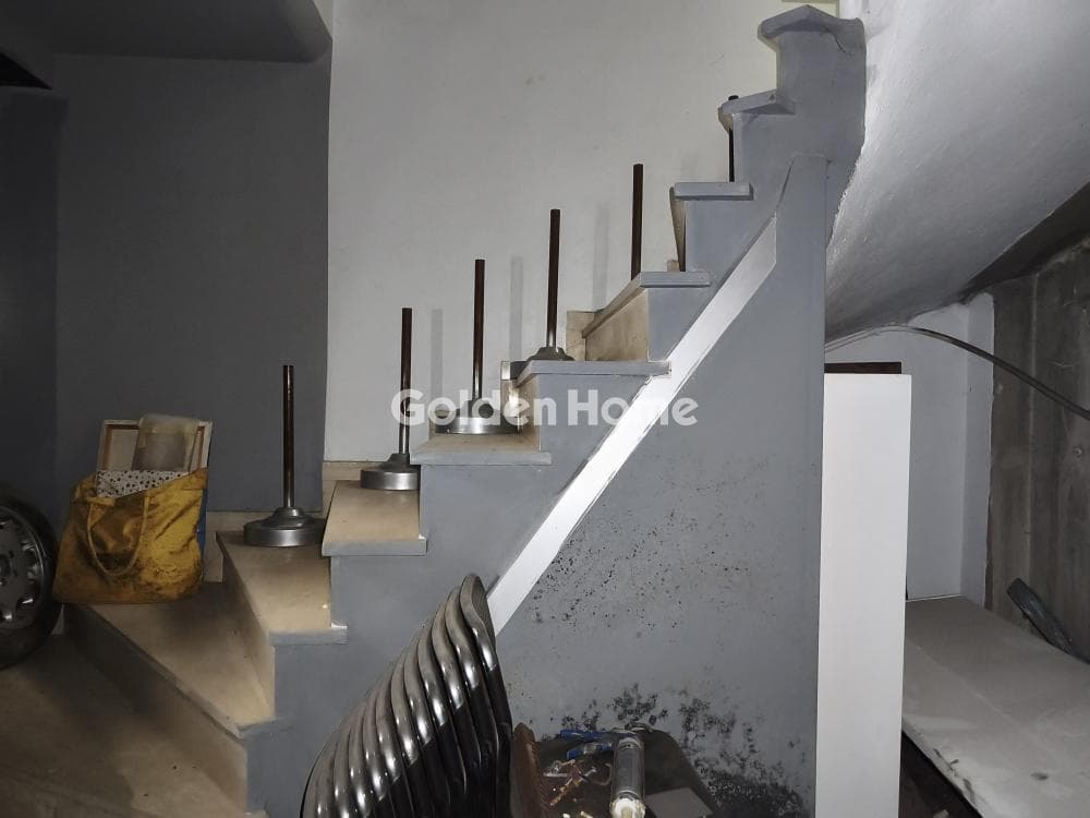 Warehouse in Tsoumba, Agioi Anargiroi — Photo 6 of 6