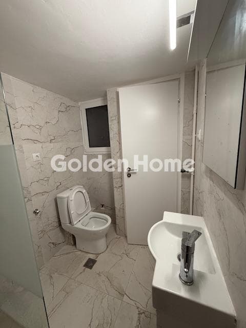 Office in Kaminia, Piraeus — Photo 11 of 12