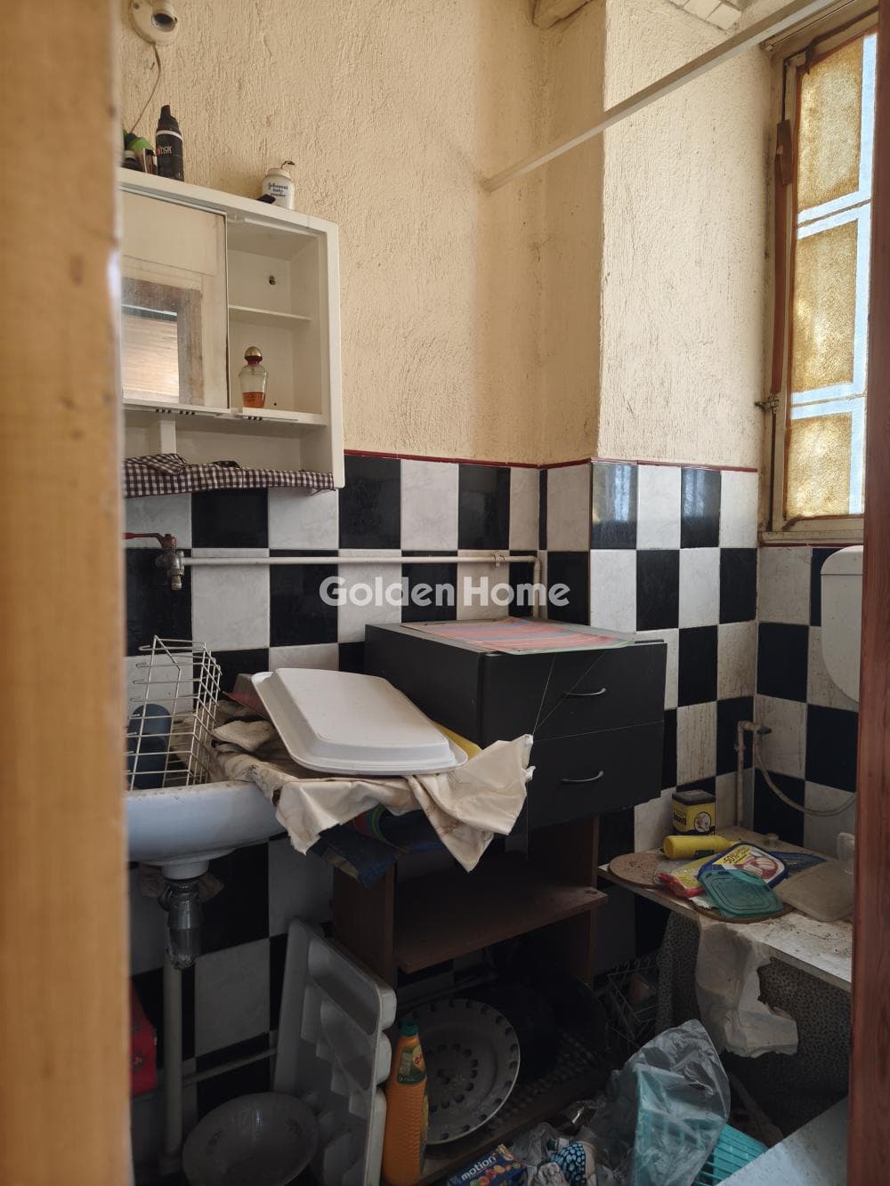 Retail Store in Ano Lofos, Peristeri — Photo 8 of 12