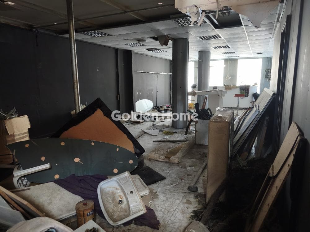Retail Store in Ano Lofos, Peristeri — Photo 4 of 12