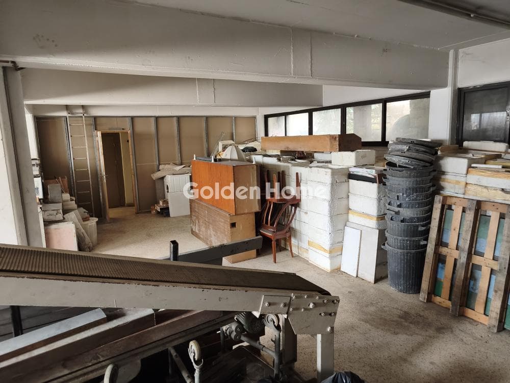 Warehouse in Ano Lofos, Peristeri — Photo 1 of 6