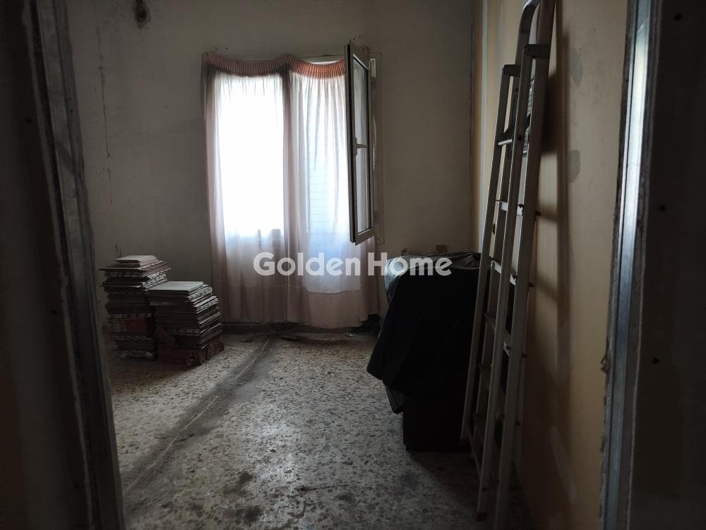 Apartment in Palatiani, Ilion — Photo 2 of 9