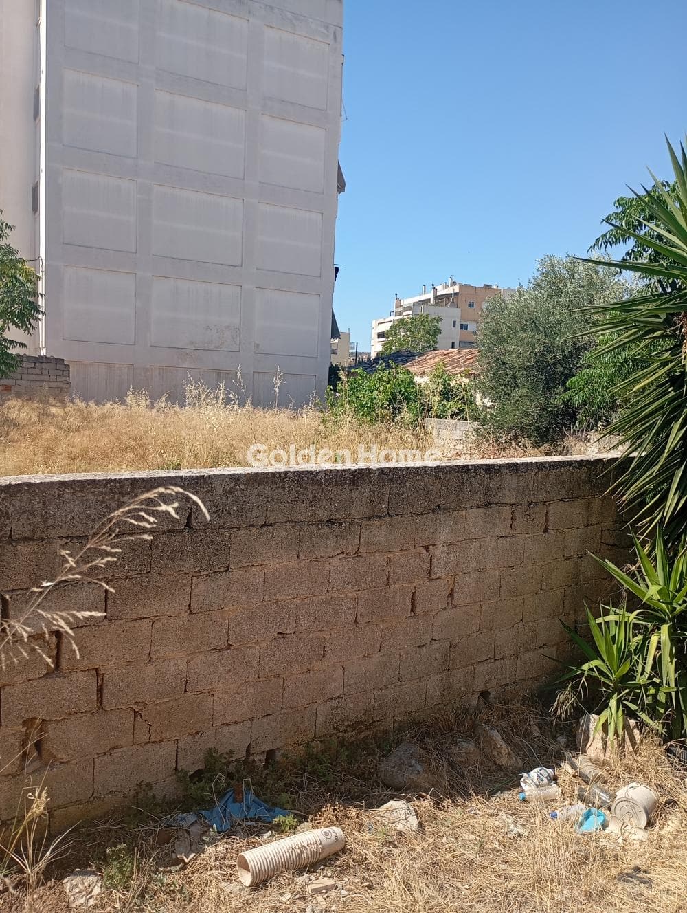 Οικόπεδο στην Κέντρο, Κορωπί
