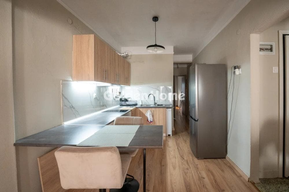 Apartment in Center, Neapoli — Photo 4 of 10