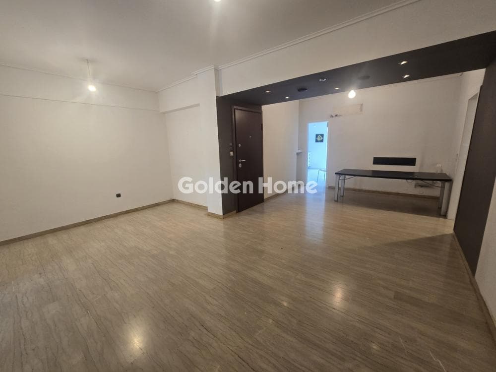 Apartment in Faneromeni, Cholargos — Photo 2 of 23
