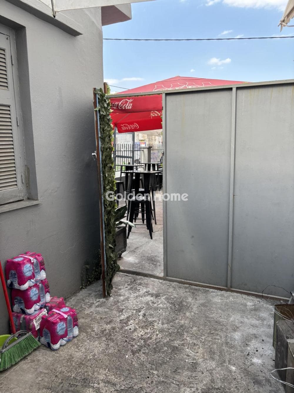 Retail Store in Palataki, Chaidari — Photo 4 of 5