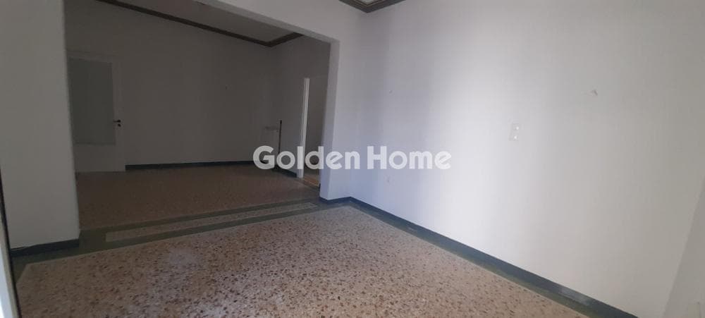 Apartment in Zoodochos Pigi, Vironas — Photo 5 of 11