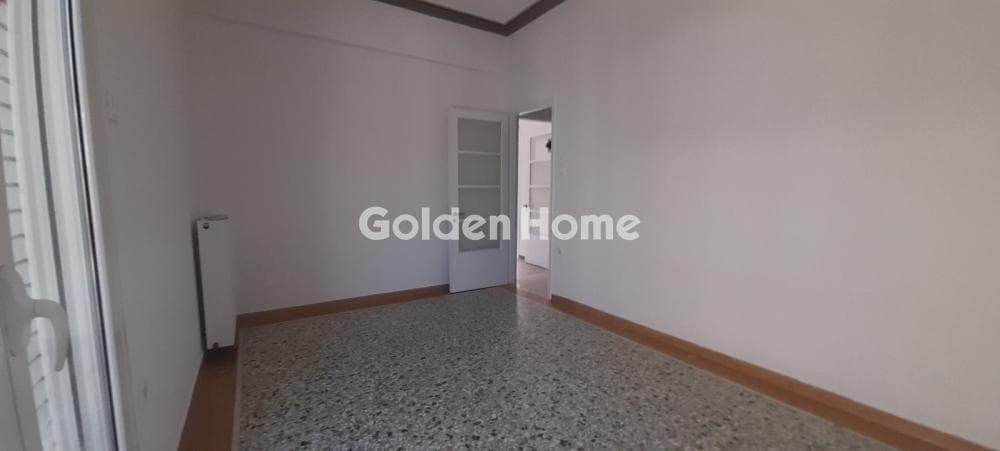 Apartment in Zoodochos Pigi, Vironas — Photo 6 of 11